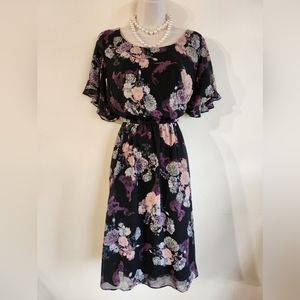 Pre-owned Torrid Disney Princess Floral Dress